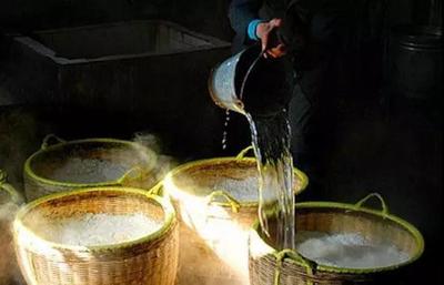 唐三镜陈楚玲-酿酒技术-白酒生产中到底用到哪些水